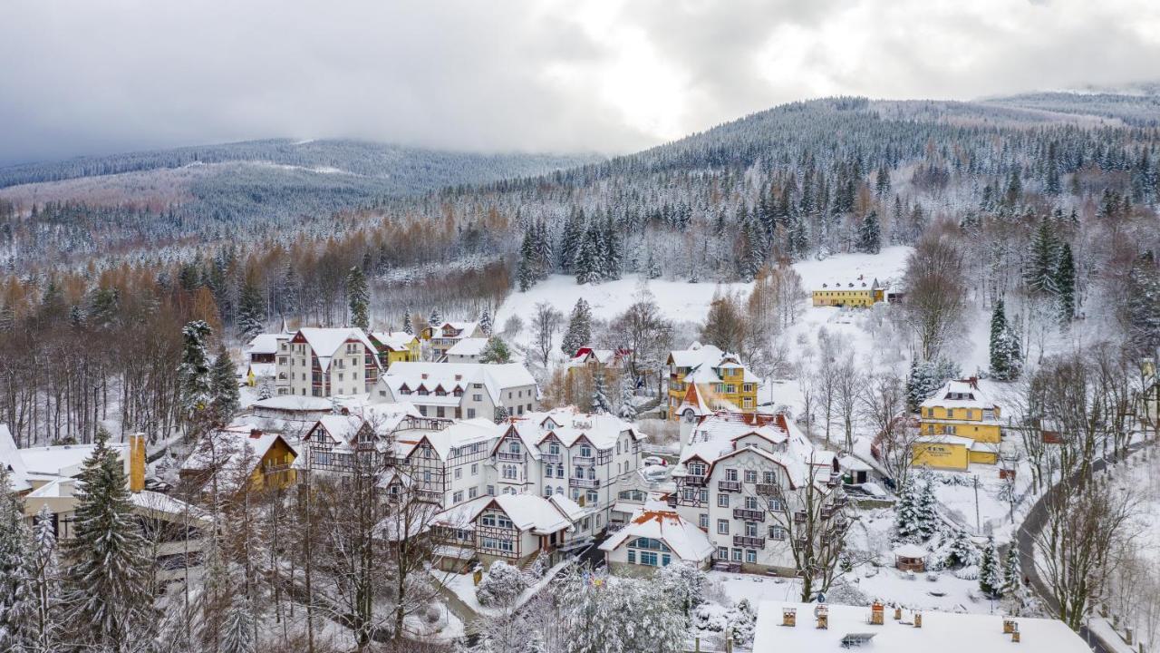 Park Hotel Kur & Spa Świeradów-Zdrój Eksteriør billede